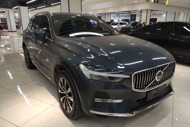 Used Volvo XC60 2024 B5 4x4 Smart Luxury Edition