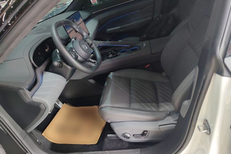 Used Zeekr 001 2024 WE Edition 100 kWh Rear-Drive
