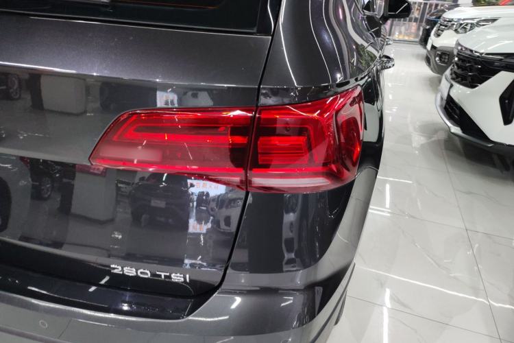 Used Volkswagen Tharu 2021 280TSI Two-Wheel Drive Comfort Edition