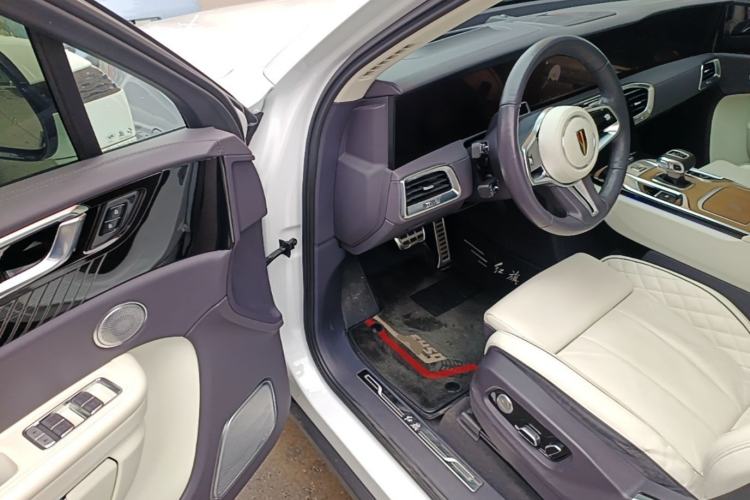 Used Hongqi E-HS9 2022 660 km Range Flagship Edition Four Seats
