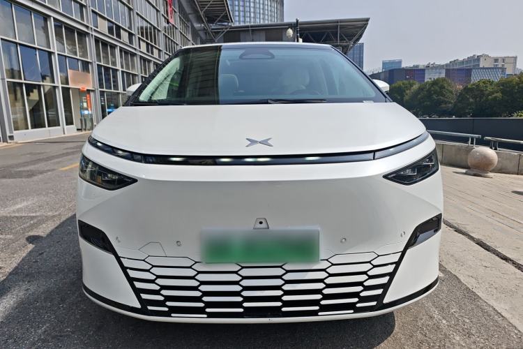 Used XPeng X9 2024 702 Ultra-Long Range Pro

