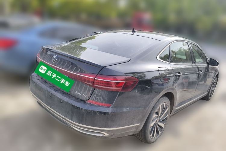 Used Volkswagen Passat 2022 330TSI Starry Elite Edition Rear Right 45 Deg