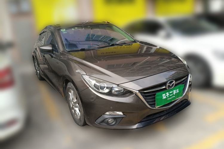 Used Mazda Mazda 3 Axela 2014 Sedan 1.5L Manual Comfort Model
