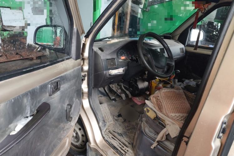 Used Wuling Rongguang 2017 1.5L Extended Basic Version Driver Seat