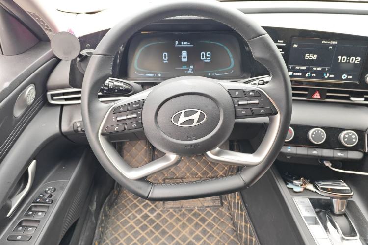 Used Hyundai Elantra 2023 1.5L CVT GLX Elite Edition Steering Wheel