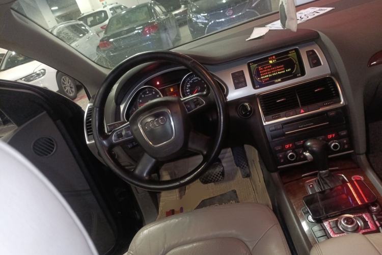 Used Audi Q7 2010 3.6 FSI quattro base version Steering Wheel