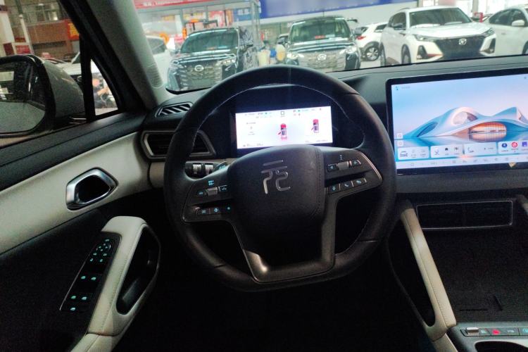 Used BYD Yuan UP 2025 Intelligent Driving Version 401 km Leading Edition