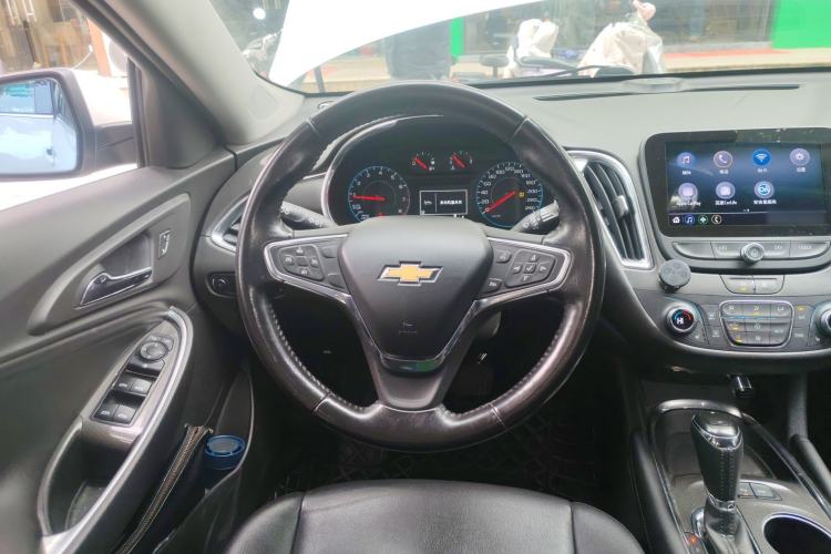 Used Chevrolet Malibu XL 2019 535T CVT Active Version Steering Wheel