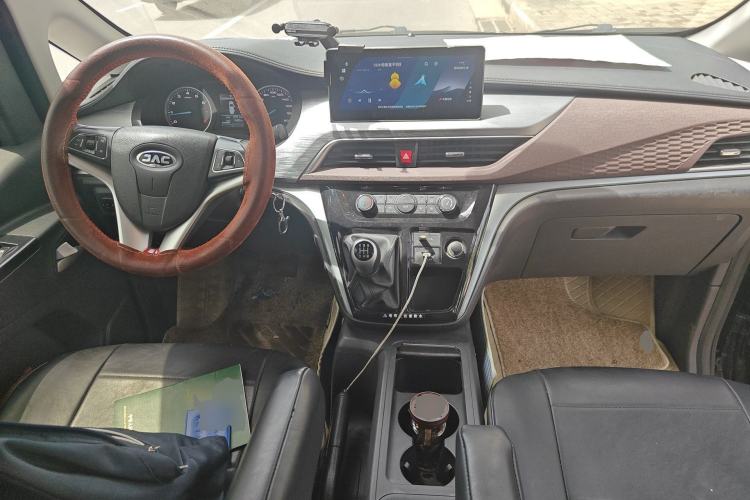 Used JAC Refine M3 2023 1.5T 7/8-Seater Smart Connectivity Version
