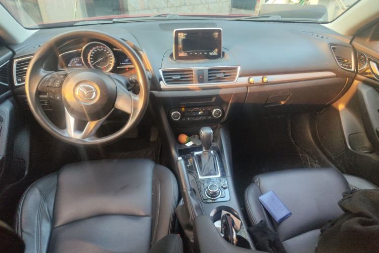 Used Mazda 3 Axela 2016 Sedan 1.5L Automatic Luxury Model Center Console