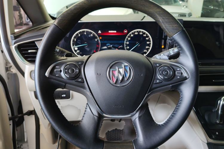 Used Buick GL8 2022 ES Landtrek 653T Comfort Edition