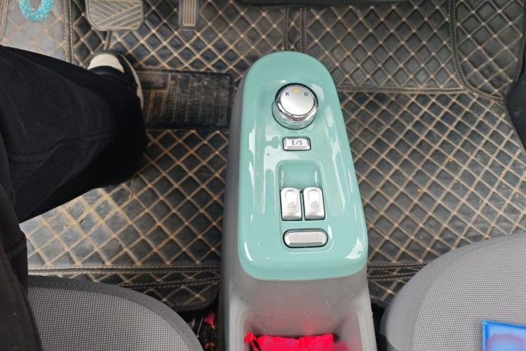 Used CHANGAN NEVO Lumin 2023 205km Xiangqin Version Gear Lever