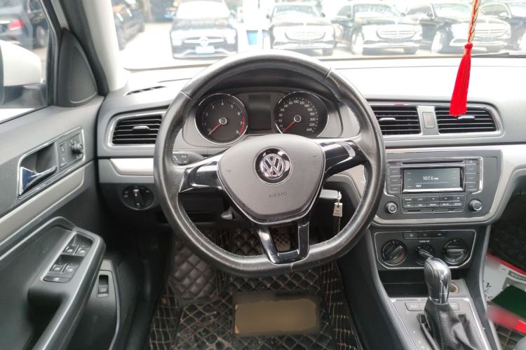 Used Volkswagen Lavida 2017 1.6L Automatic Comfort Edition