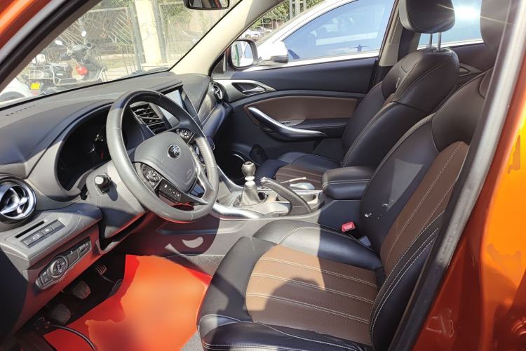 Used BYD Song 2016 GaiShi Edition 1.5TI Manual Elite Model
