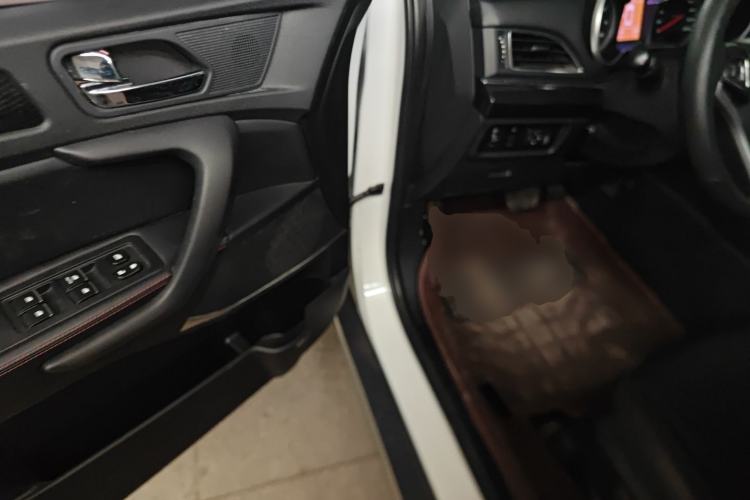 Used JAC Refine S3 2018 Custom Edition 1.6L CVT Luxury Smart Model
