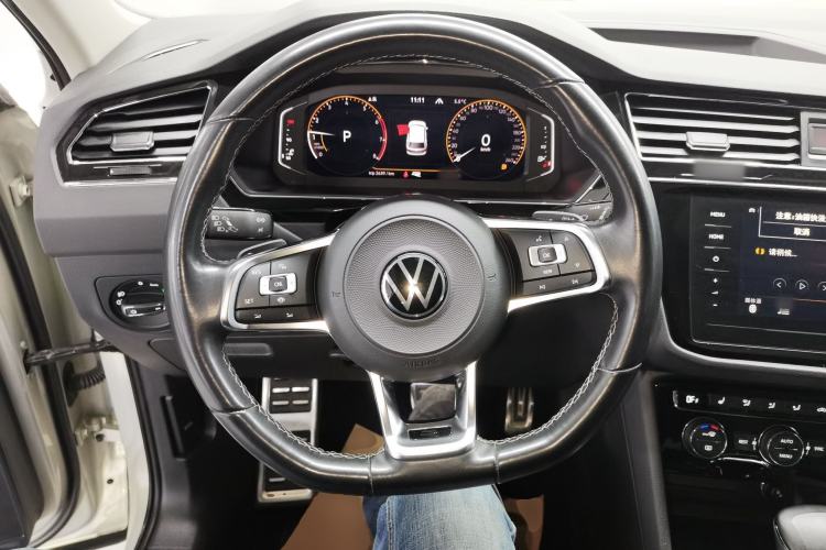 Used Volkswagen Tiguan L 2021 380TSI Automatic All-Wheel Drive R-Line Comfort Plus 7-Seater