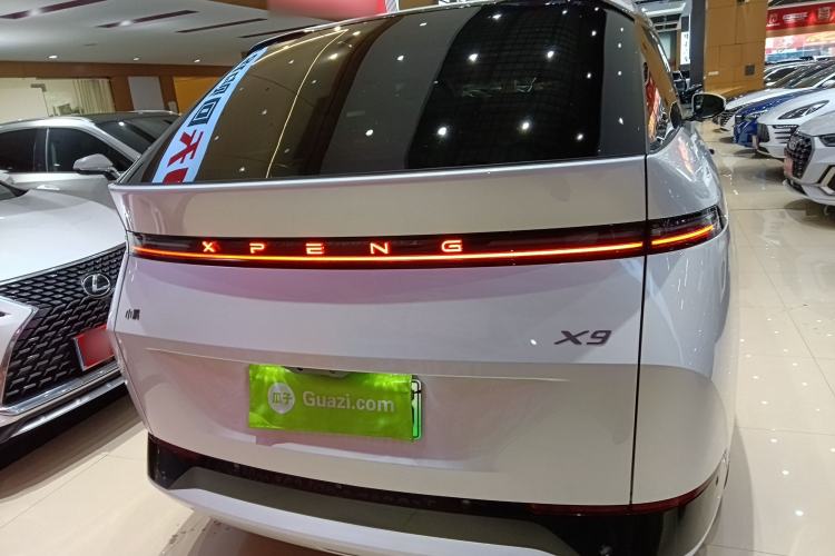 Used XPeng X9 2025 740 Ultra-Long Range Max Rear