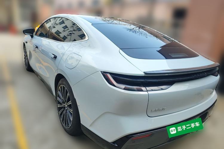 Used Geely Galaxy 8 2025 130km EM-P Starship Edition Rear Left 45 Deg