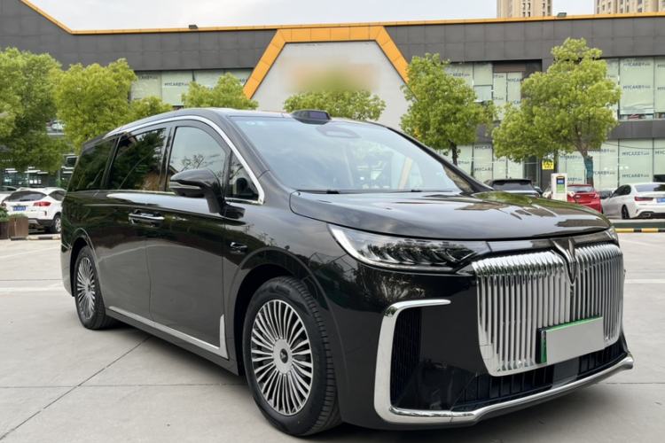 Used VOYAH Dream 2025 PHEV Four-Wheel-Drive Flagship Version – Qiankun Edition Exterior 6