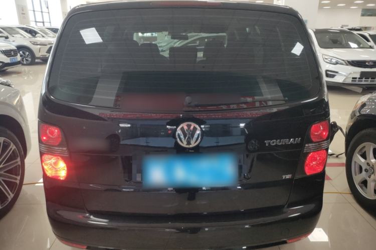 Used Volkswagen Touran 2013 1.4T Manual Fashion Edition 5 Seats Rear