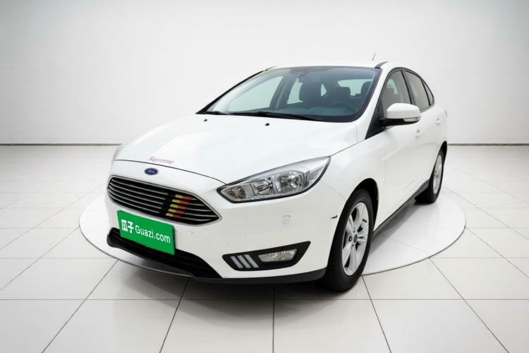 Used Ford Focus 2017 Sedan 1.6L Manual Comfort Plus SmartDrive Edition Guazi used car, China used car export, Used car for sale, Used  cars, Cheapest cars for sale