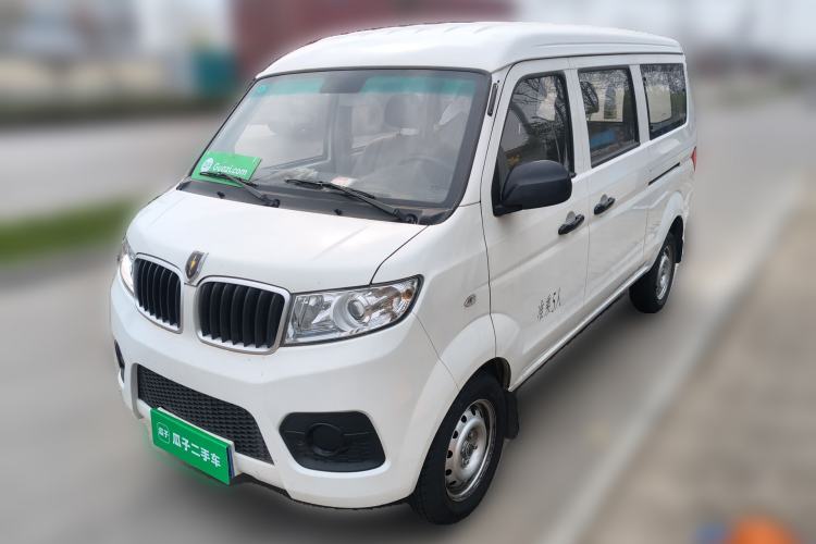 Used Jinbei Hiace X30 2024 1.5L Champion Edition Passenger Vehicle 5/6/7 Seats