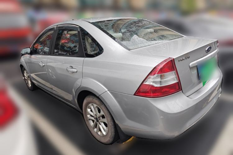 Used Ford Focus 2013 Sedan Classic 1.8L Manual Base Model