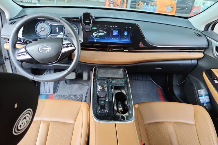 Used AION S 2023 Meizu 580 Lithium Iron Phosphate Center Console