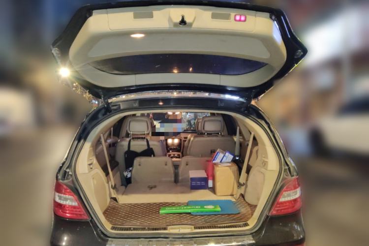 Used Mercedes-Benz R-Class 2011 R 350 L 4MATIC
