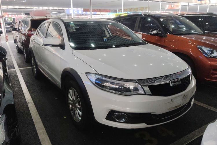 Used Qoros 3 2015 Urban SUV 1.6T Automatic – Dynamic Edition Enhanced Model