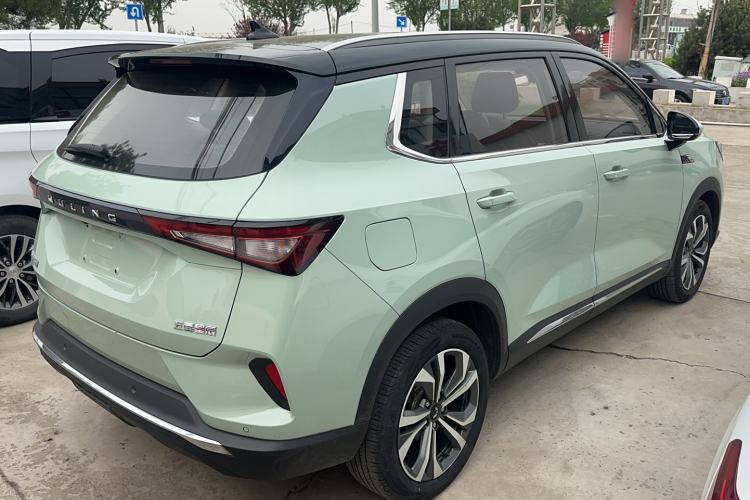 Used Wuling Asta 2021 1.5T CVT Starlight Edition Exterior 5