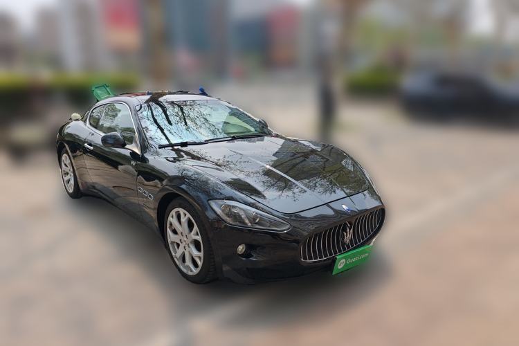 Used Maserati GranTurismo 2007 4.2L Standard Edition Front Right 45 Deg