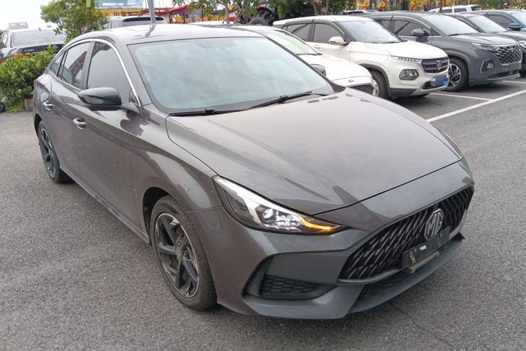 Used MG 5 2022 300TGI DCT Chao Yue Luxury Edition Front Right 45 Deg