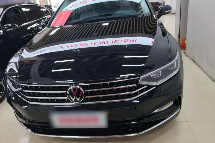 Used Volkswagen Magotan 2025 Zhongxiang Model 280TSI DSG Luxury Version
