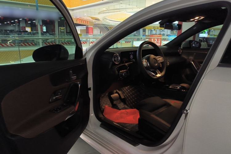 Used Mercedes-Benz A-Class 2019 Restyled A 200 L Sport Sedan Driver Seat