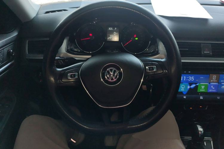Used Volkswagen Bora 2018 1.5L Automatic Comfort Model Steering Wheel
