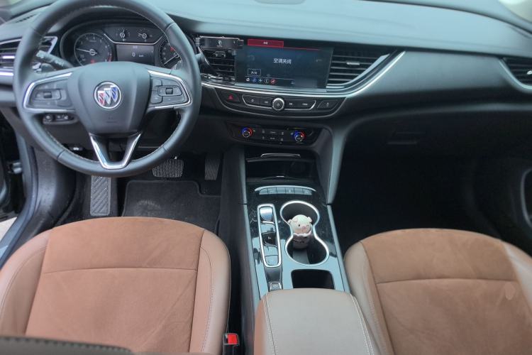 Used Buick Regal 2023 552T Smart Enjoyment Version Center Console