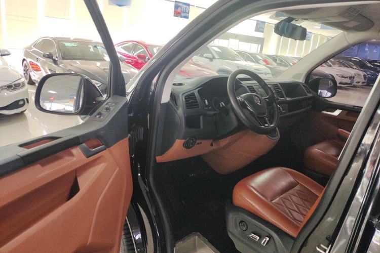 Used Volkswagen Caravelle 2018 2.0 TSI 4x4 Comfort Edition 7 Seats Driver Seat