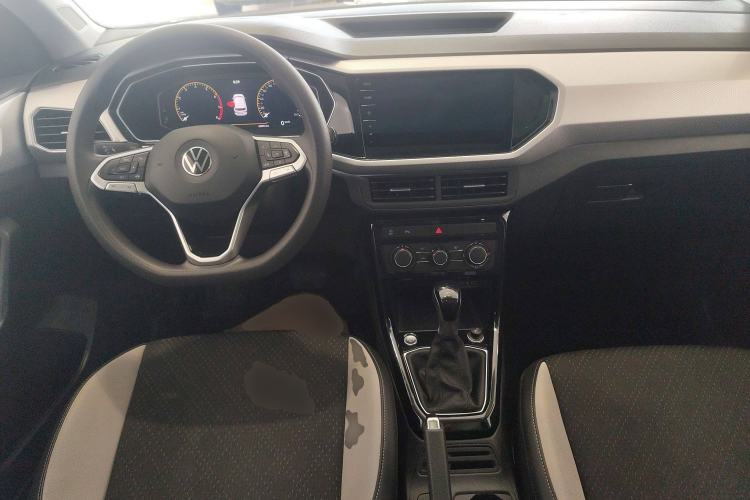 Used Volkswagen Tacqua 2021 200TSI DSG JoyConnect Edition