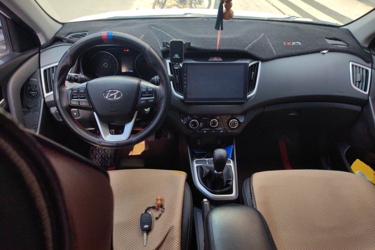 Used Hyundai ix25 2017 1.6L Manual Fashion Model
