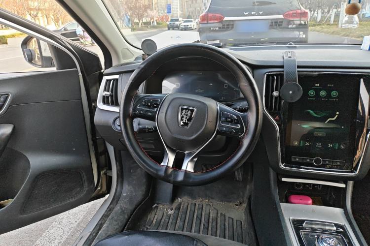 Used Roewe i6 New Energy 2017 45T Hybrid Connective Smart Luxury Edition Steering Wheel