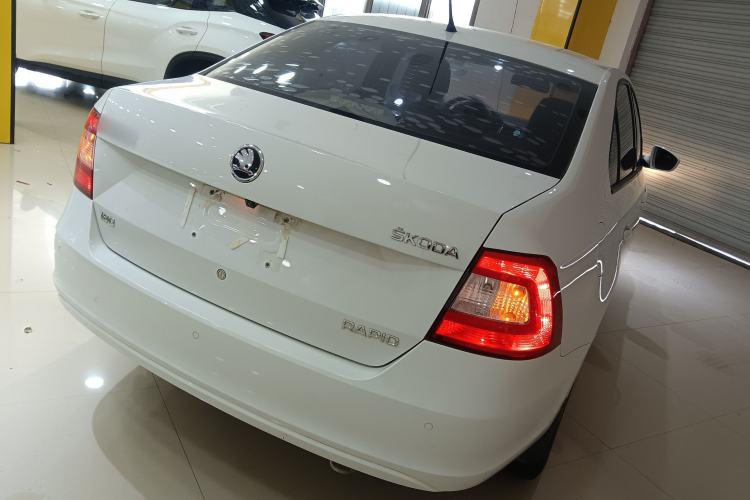 Used Skoda Rapid 2016 1.6L Automatic Chuanxing Edition
