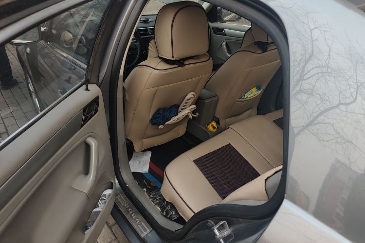 Used Volkswagen Bora 2012 1.6L Automatic Fashion Edition