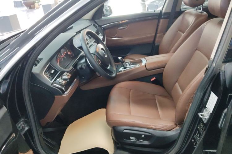 Used BMW 5 Series GT 2014 535i Leading Model