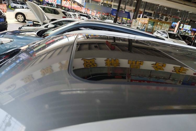 Used Mitsubishi Outlander 2019 2.4L 4x4 Zhi Xiang Edition 7 Seats China VI Standard