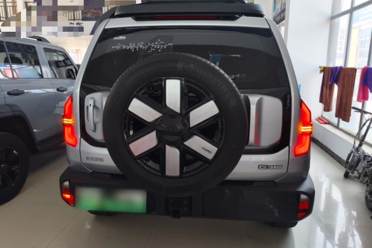 Used Deepal G318 2024 Four-Wheel-Drive Air Suspension Model Rear