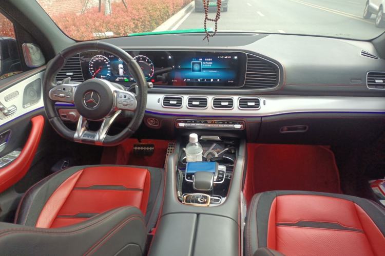 Used Mercedes-Benz GLE AMG 2020 AMG GLE 53 4MATIC+ Center Console