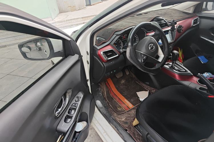 Used Nissan Lannia 2019 1.6L CVT Smart Connect Smart Cool Version China V Standard Driver Seat