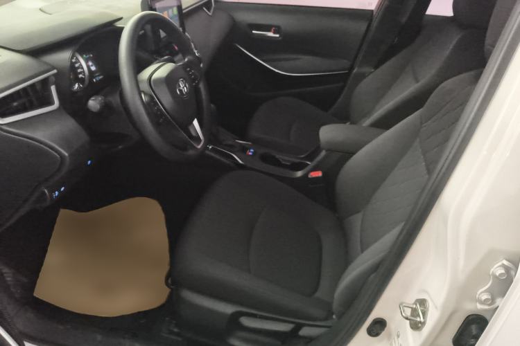 Used Toyota Corolla 2022 Dual-Motor 1.8L E-CVT Pioneer Edition
