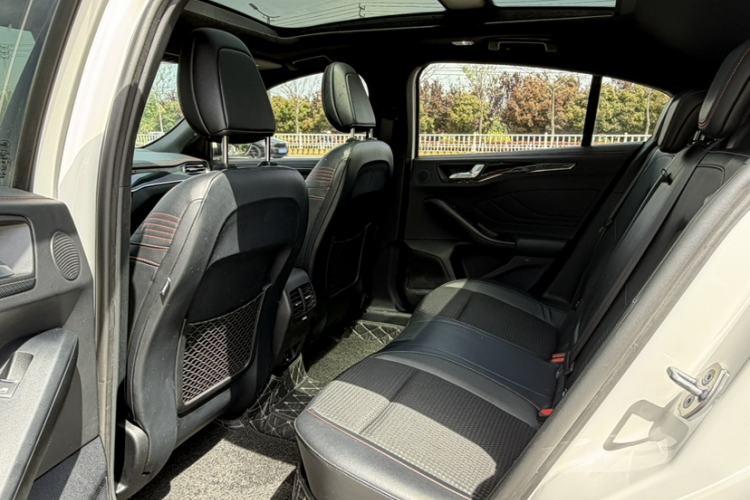 Used Ford Focus 2021 Hatchback EcoBoost 180 Automatic ST Line Interior 2